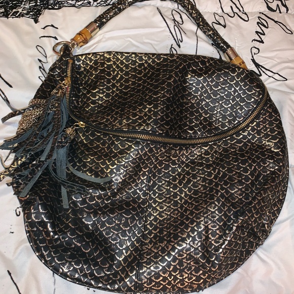 Purse - Picture 2 of 3